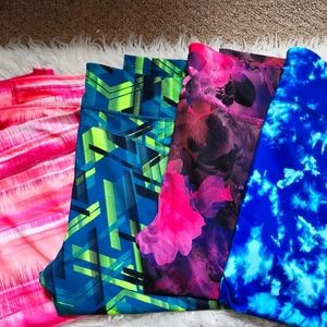 Lot of 4 Xersion workout capri leggings size Large